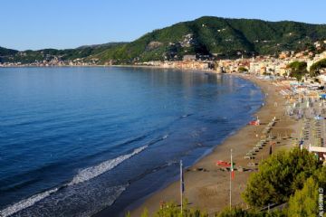 Immagine della spiaggia di Alassio